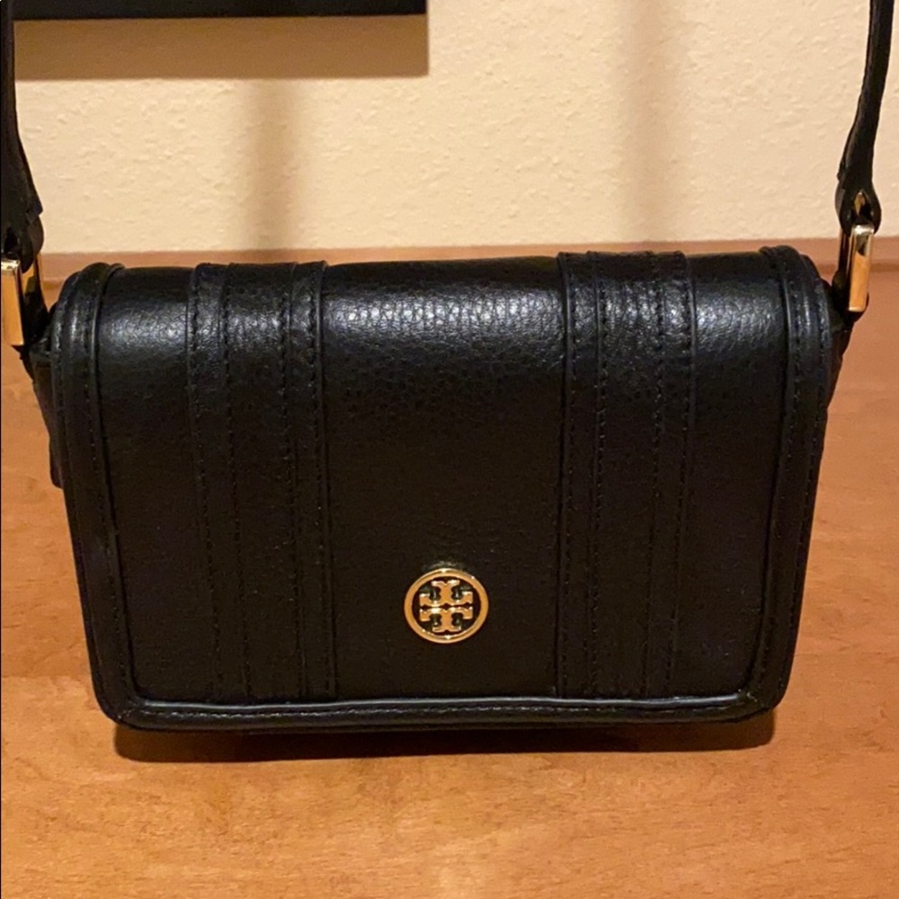 EUC Tory Burch black mini crossbody